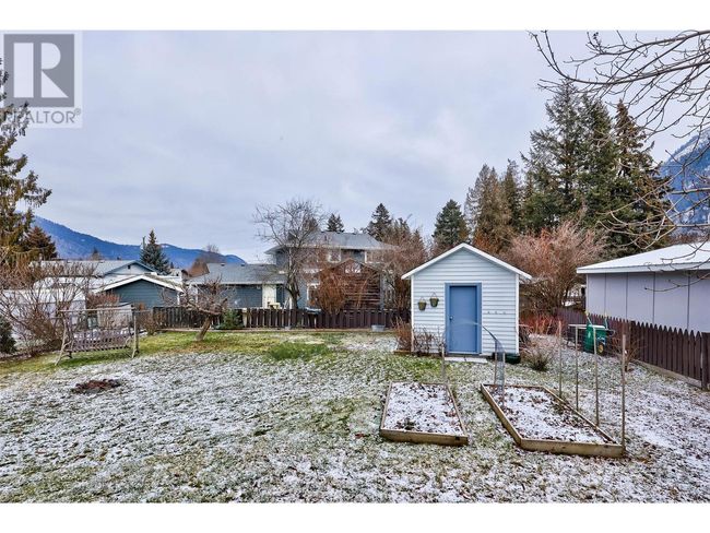 221 Birch St, House other with 4 bedrooms, 2 bathrooms and null parking in Chase BC | Image 27