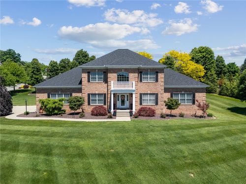 741 Lindwood Dr, Greensburg, PA, 15601-7714 | Card Image