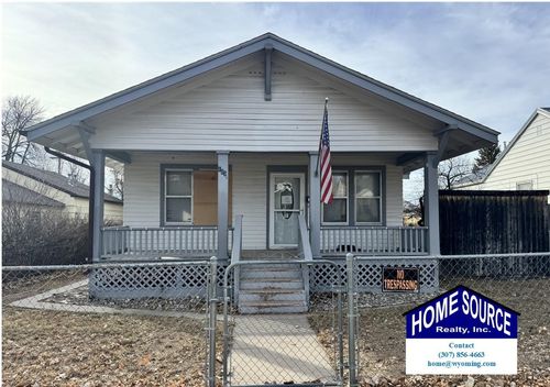 105 Park Ave, Riverton, WY, 82501-3433 | Card Image