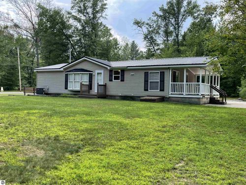 6256 Blackberry Dr, Alger, MI, 48610-9411 | Card Image