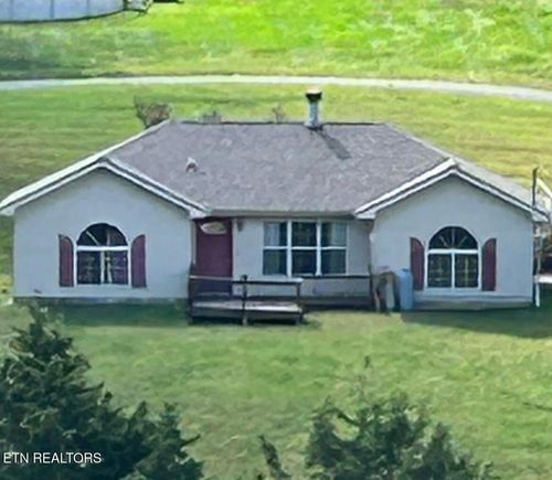 129 Norfolk Cir, Harrogate, TN, 37752-7708 | Card Image