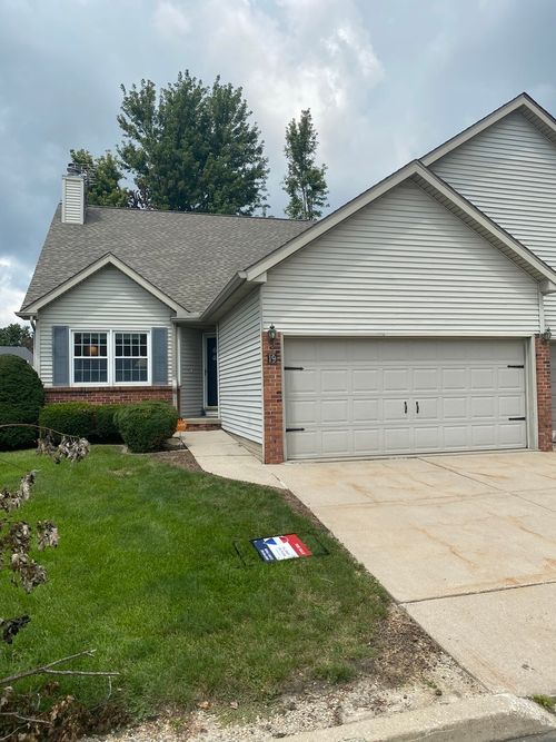 19 Crystal Court, Bloomington, IL, 61704 | Card Image