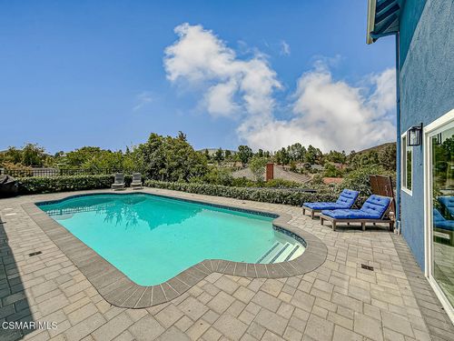 224 Whitworth St, Thousand Oaks, CA, 91360-1825 | Card Image