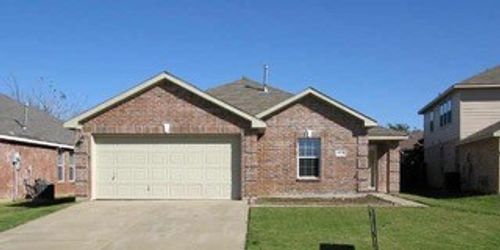 4753 Sea Ridge Dr, Fort Worth, TX, 76133-3839 | Card Image
