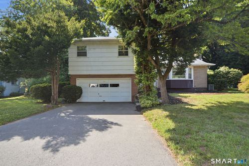 65 Huntington Drive, West Hartford, CT, 06117 | Card Image