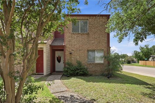 1328 Airline Dr, College Station, TX, 77845-5186 | Card Image