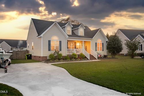 626 Edenbrook Dr, Winterville, NC, 28590-7098 | Card Image