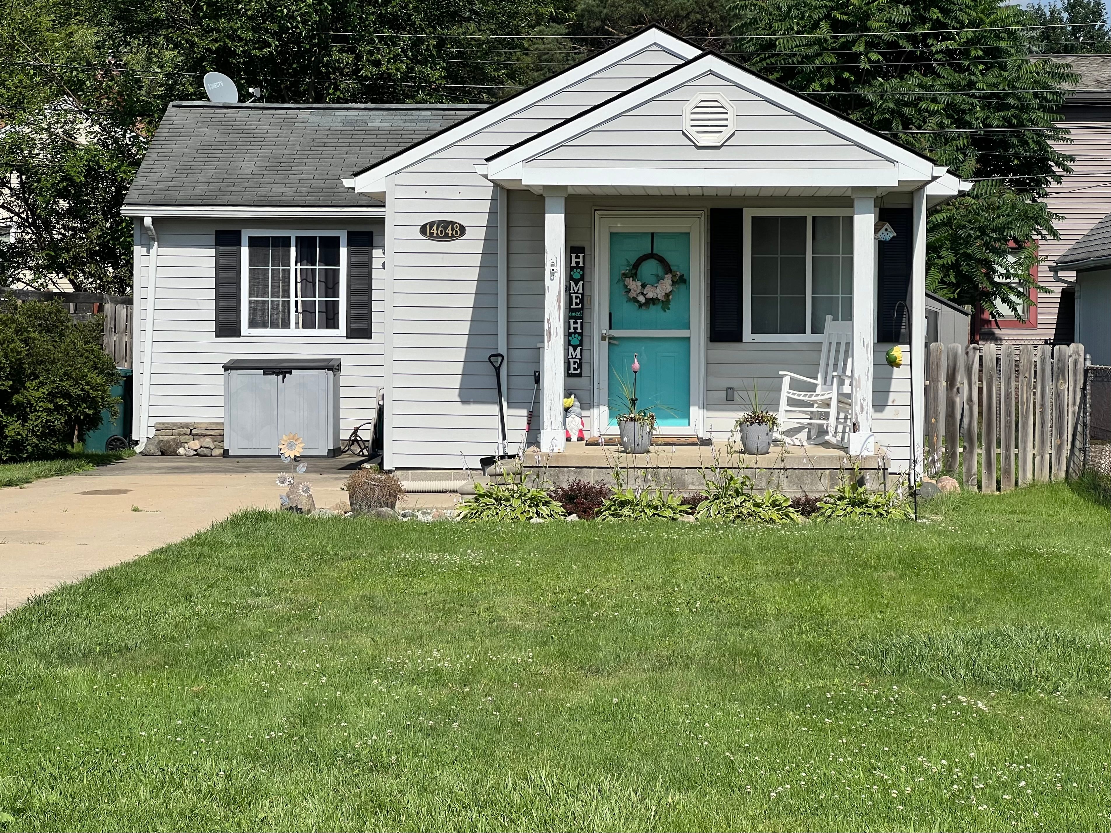 Garland Ave, Plymouth, MI 48170