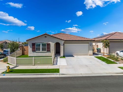 25951 Rutherford Ct, Homeland, CA, 92548-3290 | Card Image