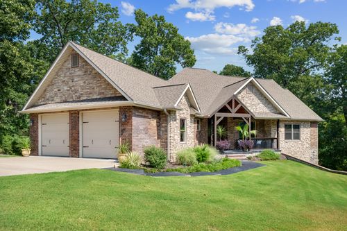 5 Briar Pl, Joplin, MO, 64804-5807 | Card Image