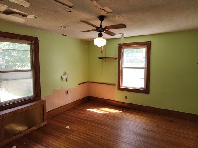 97 Parallel St, House other with 4 bedrooms, 1 bathrooms and 2 parking in Springfield MA | Image 12