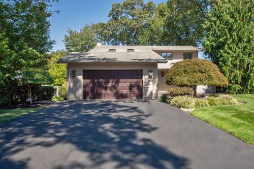 310 Meshanicut Valley Parkway, Cranston, RI, 02910 | Card Image