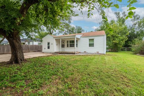 2014 S Saint Clair Ave, Wichita, KS, 67213-2826 | Card Image