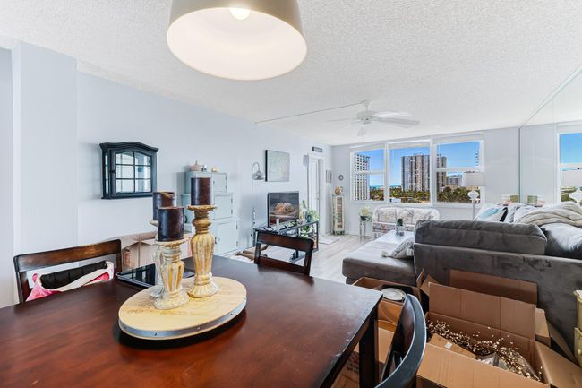 Living room/Dng room | Image 6