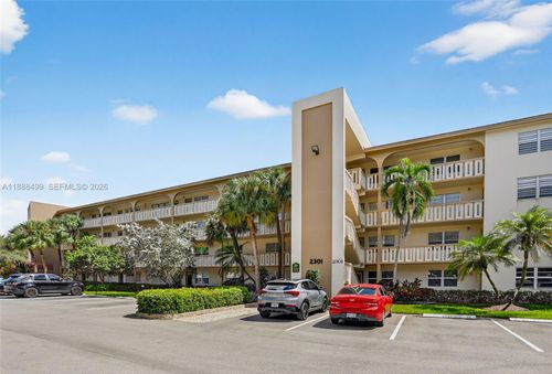 apt-d3-2301 Lucaya Ln, Coconut Creek, FL, 33066-1116 | Card Image