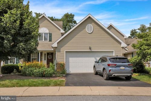 1523 Hickory Run Ct, Elizabethtown, PA, 17022-9224 | Card Image