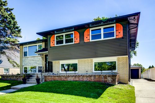 16327 Olcott Ave, Tinley Park, IL, 60477-1518 | Card Image