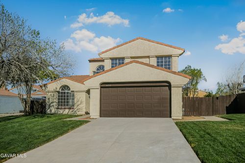44910 12th Street, Lancaster, CA, 93535 | Card Image