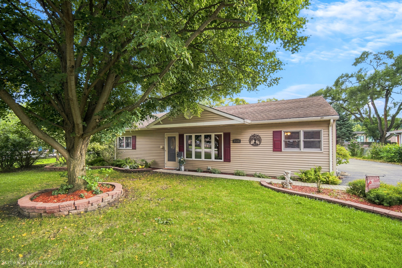 Residential in Worth 4