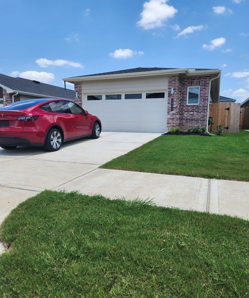 2835 Kennet Manor Dr, Houston, TX, 77047-2207 | Card Image