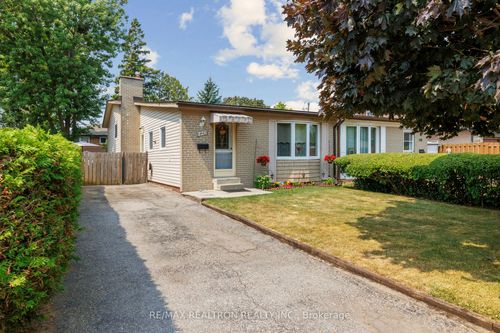 726 Lublin Ave, Pickering, ON, L1W1Z2 | Card Image