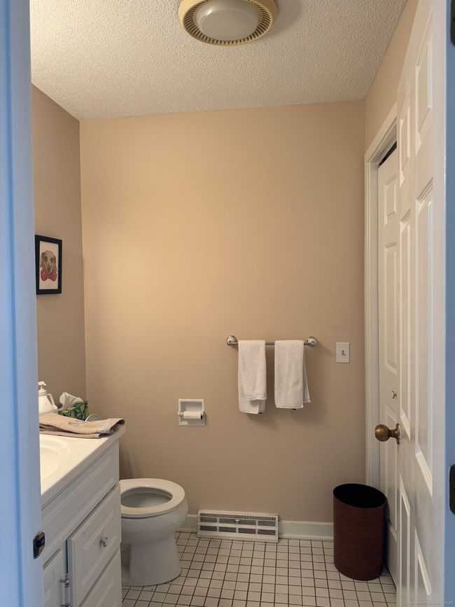 144 - 144 Roberton Crossing Cross, Condo with 2 bedrooms, 3 bathrooms and null parking in Fairfield CT | Image 6