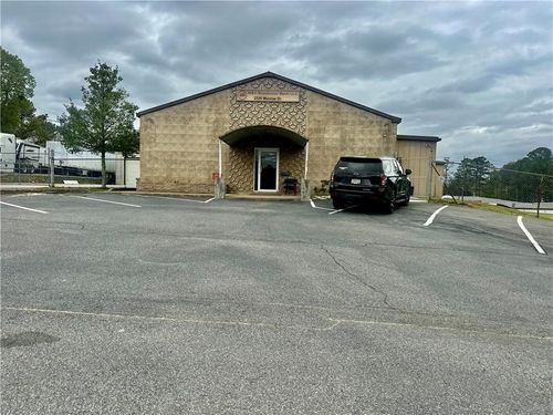 2335 Monroe Dr, Gainesville, GA, 30507-7344 | Card Image