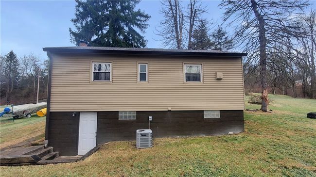 125 Michael Rd, House other with 2 bedrooms, 1 bathrooms and 1 parking in Cheswick PA | Image 4