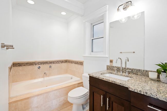 APT-2 - 843 W Diversey Pkwy, Home with 2 bedrooms, 2 bathrooms and 1 parking in CHICAGO IL | Image 14