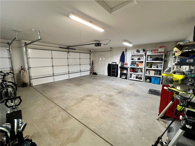 Garage | Image 38