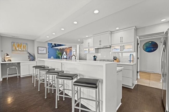 2533 Lakeshore Dr, House other with 5 bedrooms, 3 bathrooms and null parking in Sheboygan WI | Image 13