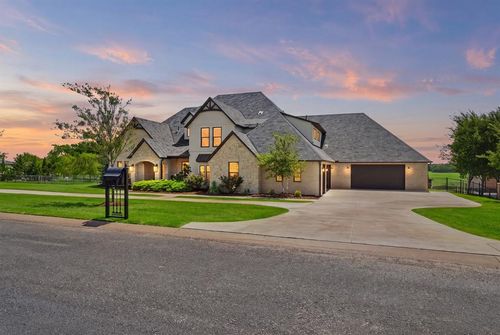 21577 Villagio Dr, Edmond, OK, 73012-0915 | Card Image