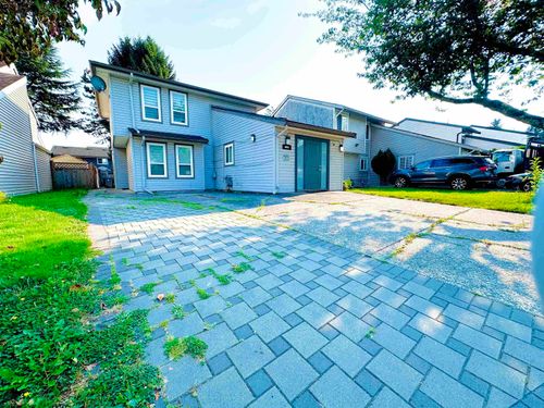 12960 74 Ave, Surrey, BC, V3W7J8 | Card Image