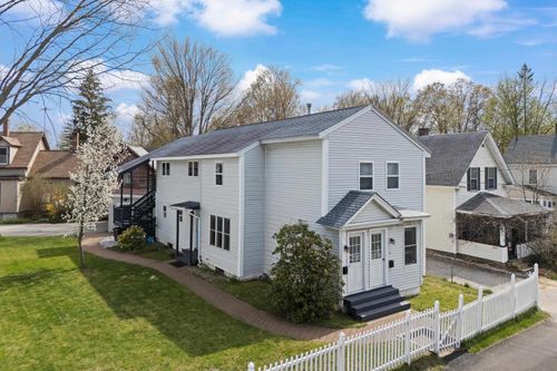 13 Clinton St, Concord, NH, 03301-2304 | Card Image