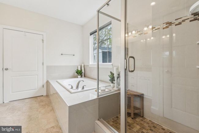 3229 Riverview Dr, House other with 6 bedrooms, 4 bathrooms and null parking in TRIANGLE VA | Image 37