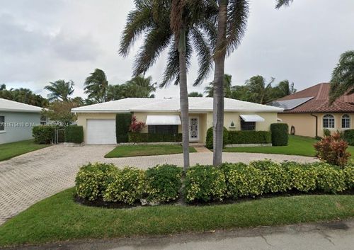 325 Cascade Ln, Palm Beach Shores, FL, 33404-5714 | Card Image