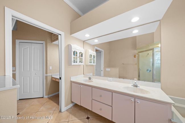 primary bathroom | Image 32
