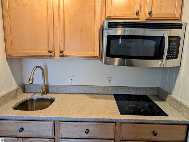 669 - 5712 Shanty Creek Rd, House other with 1 bedrooms, 1 bathrooms and null parking in Bellaire MI | Image 10