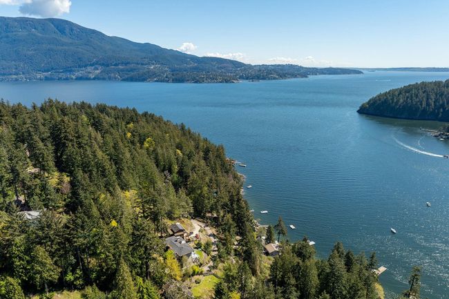 370 David Road, House other with 5 bedrooms, 5 bathrooms and 3 parking in Bowen Island BC | Image 40