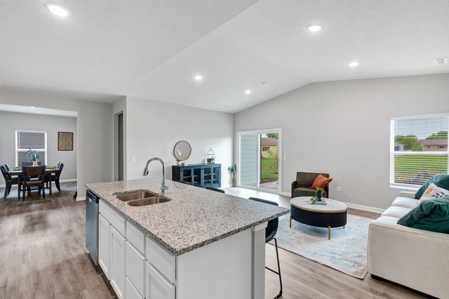 13009 E Spring Valley St, House other with 4 bedrooms, 2 bathrooms and null parking in Wichita KS | Image 15