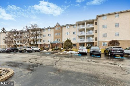 332-332 Paoli Pointe Dr, PAOLI, PA, 19301-1382 | Card Image