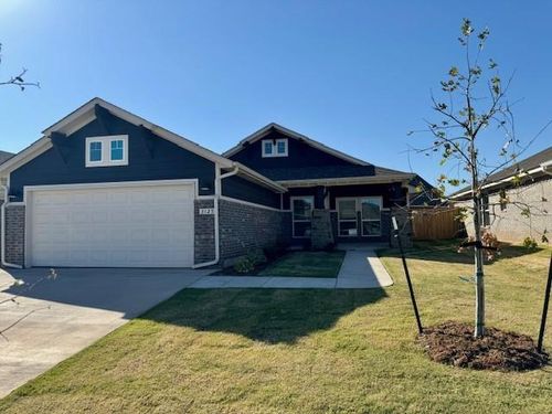 3125 Gunnison River Dr, Yukon, OK, 73099-3688 | Card Image