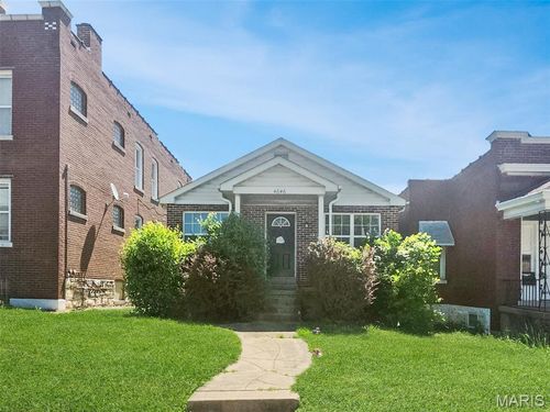 4646 S Grand Boulevard, St Louis, MO, 63111 | Card Image