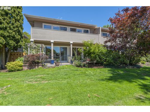 32082 Sw Charbonneau Dr, Wilsonville, OR, 97070-5479 | Card Image