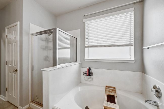 2301 Ambling Trl, House other with 4 bedrooms, 3 bathrooms and 3 parking in Pflugerville TX | Image 16