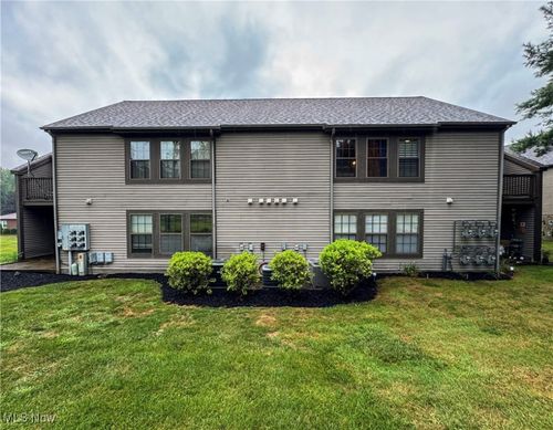 3811 Northwoods Ct Ne, Warren, OH, 44483-7502 | Card Image