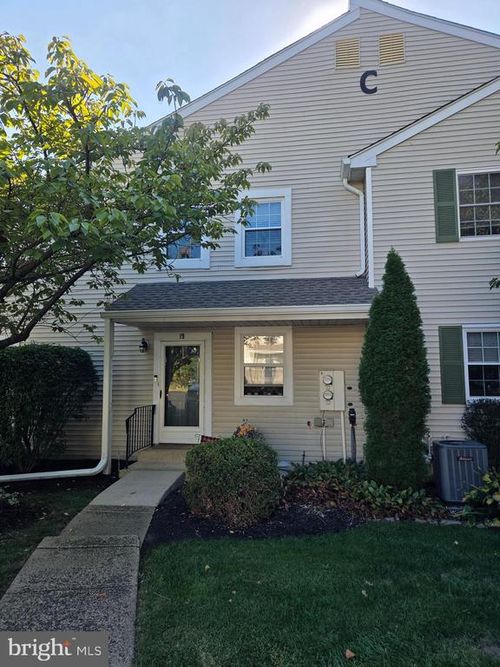 19 Belmont Sta, SOUTHAMPTON, PA, 18966-3767 | Card Image