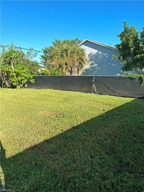 a1-2861 Tropicana Blvd, NAPLES, FL, 34116-7934 | Card Image