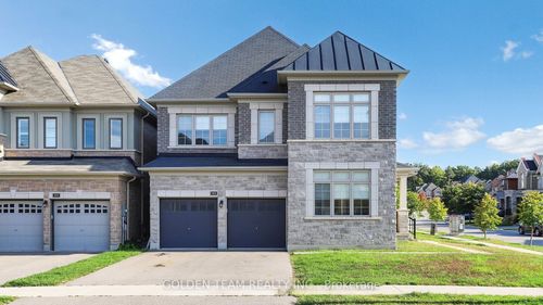 103 Beckett Ave, North York, ON, M6L2B3 | Card Image