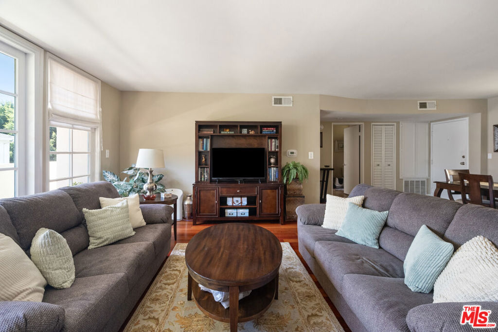 Residential in Los Angeles 4